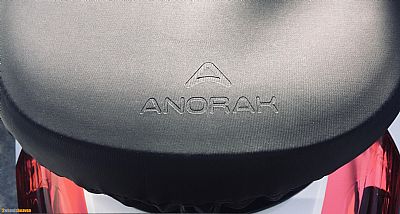 ANORAK ΚΑΛΥΜΜΑ ΣΕΛΑΣ UNIVERSAL ΓΙΑ SCOOTER 100 % ΑΔΙΑΒΡΟΧΟ & ΑΝΤΙΟΛΙΣΘΗΤΙΚΟ