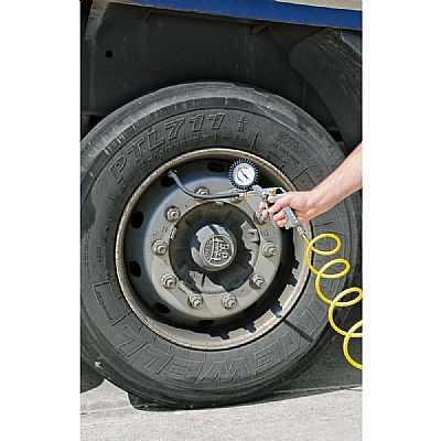 LAMPA Μανομετρο ΕΛΑΣΤΙΚΩΝ με πιστολι 15 BAR / 220 PSI